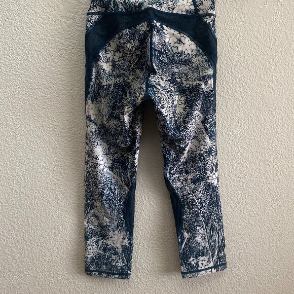 Lululemon Never Still Crop 21" Luxtreme Pants Wildwood 4 W6ARAS $98 Gym Yoga - Picture 6 of 6